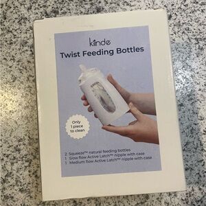 Kiinde Twist Feeding Bottles - White